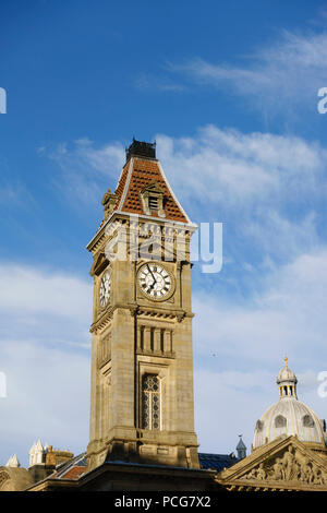 "Big Brum" torre dell orologio ont casa Consiglio, Museo e Galleria d'arte. Birmingham, Inghilterra Foto Stock