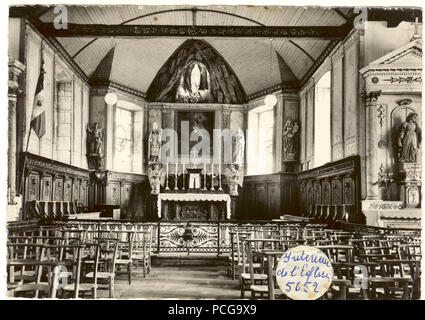 128 Choeur de l'église Saint Tugdual avant le concile VATICANO II Foto Stock