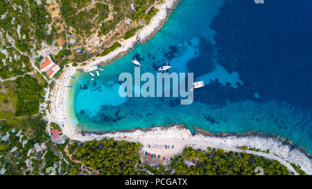 Vista aerea della spiaggia di Hvar, la citta di Hvar, Croazia Foto Stock