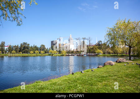 Foto panoramica del lago Nurigeli in Batumi. Foto Stock