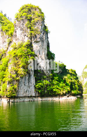 Fiume carsico montagne,WuyangRiver Scenic Area,Shibling,parte di tre contee Zhenyuan,Guizhou,PRC,Repubblica Popolare Cinese,Cina Foto Stock