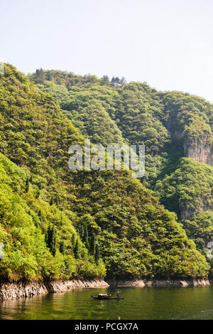 Fiume carsico montagne,WuyangRiver Scenic Area,Shibling,parte di tre contee Zhenyuan,Guizhou,PRC,Repubblica Popolare Cinese,Cina Foto Stock