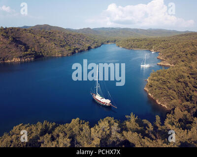 Vista aerea di Sakli Koy in Yediadalar Gokova Bay Area Marina Protetta la Turchia Foto Stock