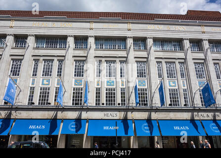 Guarire i mobili e complementi d'arredo negozio su Tottenham Court Road, Londra, Regno Unito Foto Stock