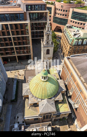 St Stephen Walbrook, una cupola verde chiesa da Sir Christopher Wren nel Walbrook, City of London EC4, associato con il Ciad Varah e i Samaritani Foto Stock