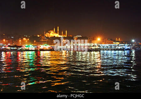 Istanbul Turchia di notte - architettura di sfondo di viaggio Foto Stock