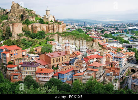 Tbilisi Città Vecchia mostra di Narikala di fortezza e la città Foto Stock