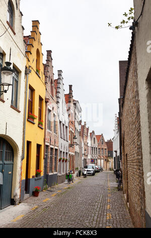 Tipiche vecchie case nella parte centrale di Bruges, Belgio. Foto Stock