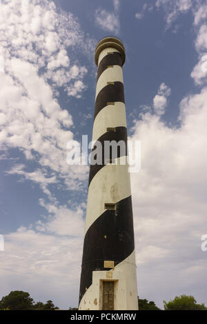 Vista del Moscarter faro sulla costa nordoccidentale dell'isola di Ibiza, Isole Baleari, Spagna Foto Stock