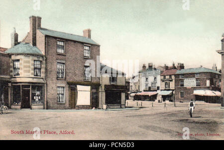 Alford Market Place, Alford, Lincolnshire, Inghilterra. 1905 o prima. Foto Stock