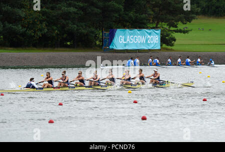 Great Britain's Anastasia Merlott Chitty, Rebecca Girling, Fiona Gammond, Katherine Douglas, Holly Hill, Holly Norton, Karen Bennett, Rebecca Shorde e Matilda Horn si disputano nella gara preliminare femminile per le piste durante il secondo giorno dei Campionati europei del 2018 allo Strathclyde Country Park, nel Lanarkshire settentrionale. PREMERE ASSOCIAZIONE foto. Data immagine: Venerdì 3 agosto 2018. Guarda la storia di PA CHE ROWING europeo. Il credito fotografico dovrebbe essere: Ian Rutherford/PA Wire. Foto Stock