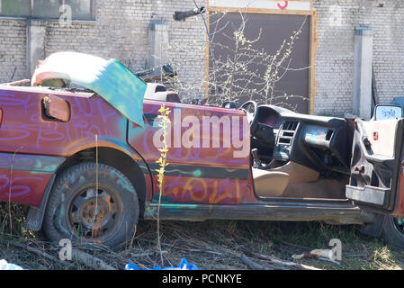 Incrocio ferroviario in ex opere ferroviarie a Telliskivi - Tallinn. Il Telliskivi Città Creative è un area bonificata dall'originale opere ferroviarie, ne Foto Stock