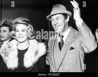 Rex Harrison, Rachel Roberts, wedding 1962 Foto Stock