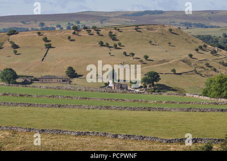 Guardando verso sud-est da Ordnance Survey 092649 griglia, appena ad est di Longnor, Staffordshire Peak District, England Regno Unito Foto Stock