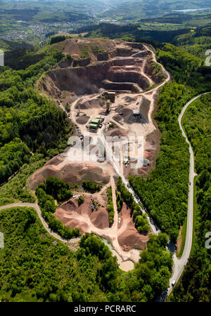 Miniere di calcare nel nord della Sauerland, cava opere Ebel, Effelberg, Arnsberg, Sauerland, Arnsberg-Neheim, Nord Reno-Westfalia, Germania Foto Stock