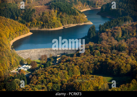 Diga Ennepetal, parete rinnovamento e abbassato il livello di acqua, dam parete, riparazione del regolamento acqua torre, Ennepetal, la zona della Ruhr, Nord Reno-Westfalia, Germania Foto Stock