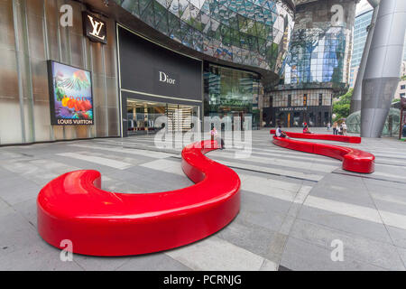 Arte nella parte anteriore dello Ion Orchard shopping center, Orchard Road, architettura moderna, zona centrale, il quartiere centrale degli affari, Singapore, Asia, Singapore Foto Stock