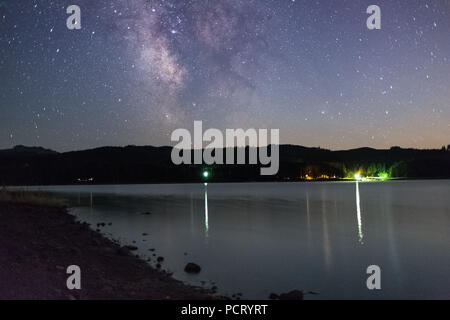 Via Lattea oltre il Lago di Carter Foto Stock