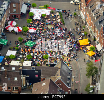 Coppa del Mondo di Calcio 2014, foto aerea, proiezione pubblica sulla piazza Kornmarkt a Wesel, Wesel, Basso Reno, Nord Reno-Westfalia, Germania Foto Stock