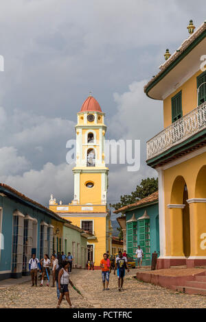 Il Museo de la lucha contra Bandidos, punto di riferimento di Trinidad, Belfry, ex convento francescano costruito nel 1930, Trinidad, Sancti Spiritus Provincia, Cuba, la Repubblica di Cuba, Antille Maggiori, dei Caraibi Foto Stock