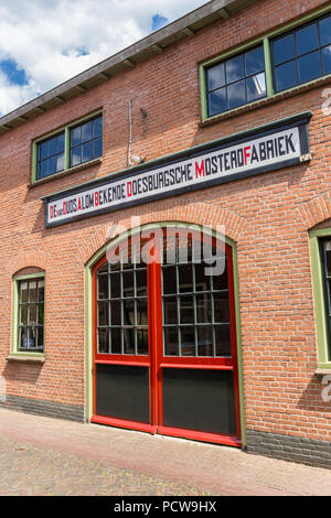 Ingresso alla tradizionale fabbrica di senape di Doesburg, Paesi Bassi Foto Stock