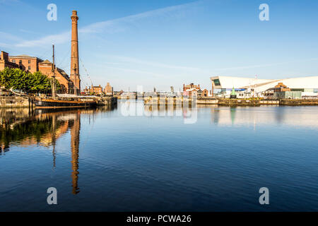 Inscatolando Dock Liverpool Lancashire Regno Unito Foto Stock