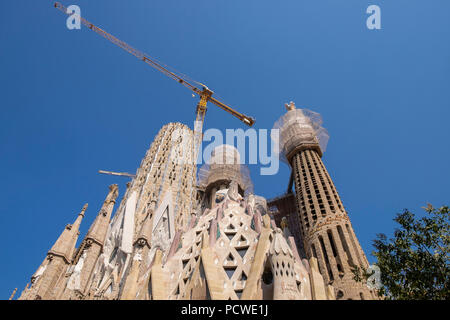 Viste della Sagrada Familia in costruzione a Barcellona, Spagna Foto Stock