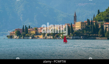 La bellissima Varenna sul lago di Como, Lombardia, Italia. Foto Stock