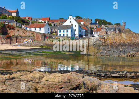 La spiaggia a Crail villaggio di pescatori e porto, Fife, Scozia Foto Stock