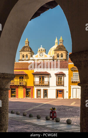 Cartagena, Colombia. Aprile 2018. Una vista di Plaza La Aduana a Cartagena, Colombia. Foto Stock