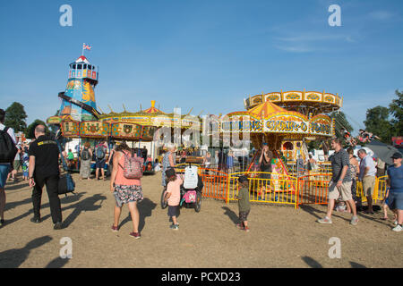 Il Palazzo di Blenheim, Oxfordshire, Regno Unito. 4° agosto 2018. Migliaia di persone sono andate al Countryfile live show in splendidi giardini del Palazzo di Blenheim su una calda e soleggiata giornata. Ci sono state le opportunità di vedere e di incontrare Countryfile presentatori. Ci sono state anche molte dimostrazioni e mostre, come campagna artigianato e bestiame in visita. Foto Stock