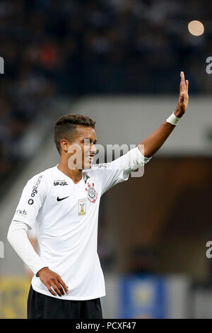 Sao Paulo, Brasile. Il 4 agosto 2018. Pedrinho durante il match tra Corinthians e Atletico Paranaense tenutosi presso il Corinthians Arena, zona est di São Paulo. Il match è valido per il XVII round del 2018 Campionato brasiliano. (Foto: Marco Galvão/Fotoarena) Foto Stock