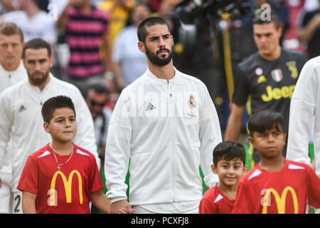 Landover, Maryland, Stati Uniti d'America. Il 4° agosto 2018. Real Madrid centrocampista FRANCISCO ALARCON Romana (22) entra in campo prima della partita presso FedExField in Landover, Maryland. Credito: Amy Sanderson/ZUMA filo/Alamy Live News Foto Stock