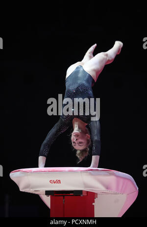 Gran Bretagna Lucy Stanhope sulla volta durante il giorno e tre del 2018 Campionati Europei al SSE idro, Glasgow. Foto Stock