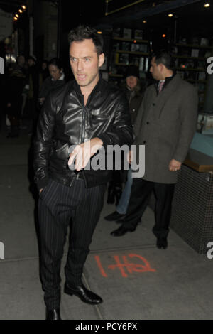 NEW YORK, NY - 21 gennaio: Jude Law assiste il 'Black Sea' dopo la festa a Macao Trading Co. on gennaio 21, 2015 a New York City. Persone: Jude Law Foto Stock