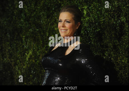 NEW YORK, NY - Giugno 07: Rita Wilson assiste il teatro americano del parafango annuale 69Tony Awards al Radio City Music Hall il 7 giugno 2015 a New York City. Persone: Rita Wilson Foto Stock