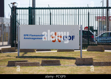 Costruzione di Flamanville 3 centrale nucleare in Normandia, Francia. Se mai finito di esso sarà il più grande del mondo di reattore nucleare, ma è c Foto Stock