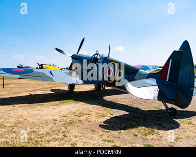 Il Supermarine Spitfire MKIX TD314 St George, Headcorn, Kent REGNO UNITO Foto Stock