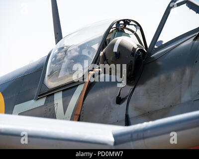 Il Supermarine Spitfire MKIX TD314 St George, Headcorn, Kent REGNO UNITO Foto Stock