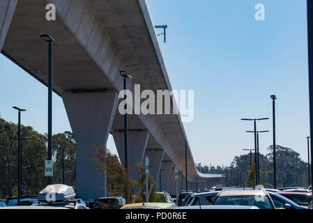 Agosto 2018 Kellyville (Sydney) NSW, la costruzione della Metropolitana di Sydney Nord-ovest linea ferroviaria è attualmente sul bilancio e di anticipo rispetto alla pianificazione Foto Stock