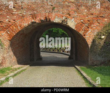 Sulla porta della Fortezza Petrovaradin a Novi Sad Serbia Foto Stock