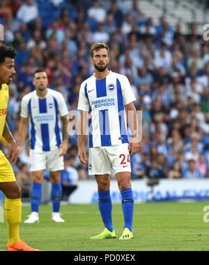 Brighton Regno Unito il 3 agosto 2018 - Davy ben di Brighton durante la pre-stagione amichevole partita di calcio tra Brighton e Hove Albion e Nantes presso la American Express Community Stadium Foto Stock