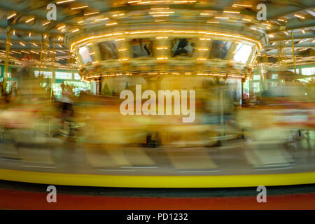 Managerie Dentzel Carousel, Glen Echo Park, il MacArthur Boulevard, Glen Echo, Maryland Foto Stock