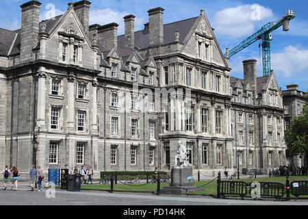 Trinity, College, Dublino, Irlanda. Il Graduate Memorial Building, e le strutture includono sale conferenze, sale per dibattiti e sale per comitati. Foto Stock