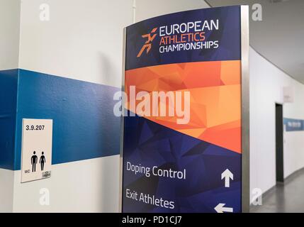 Berlino, Deutschland. 04 Ago, 2018. Funzione di controllo del doping accedi allo Stadio Olimpico, su 04.08.2018 Campionato Europeo di Atletica 2018 a Berlino/Germania Da 06.08. - 12.08.2018. | Utilizzo di credito in tutto il mondo: dpa/Alamy Live News Foto Stock