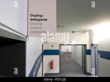 Berlino, Deutschland. 04 Ago, 2018. Funzione, scudo per il drogaggio delegati, il doping delegati, nelle catacombe dello Stadio Olimpico, su 04.08.2018 Campionato Europeo di Atletica 2018 a Berlino/Germania Da 06.08. - 12.08.2018. | Utilizzo di credito in tutto il mondo: dpa/Alamy Live News Foto Stock