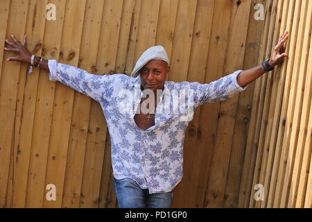 A Siddington, Cheshire, Regno Unito. 5 agosto 2018. Immaginazione esibirsi dal vivo sul palco principale a nord di riavvolgimento a Capesthorne Hall nel Cheshire. Foto Stock