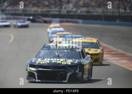 5 agosto 2018 - Watkins Glen, New York, Stati Uniti d'America - Jimmie Johnson (48) battaglie per la posizione durante il Go Bowling al Glen a Watkins Glen International in Watkins Glen , New York. (Credito Immagine: © Justin R. Noe Asp Inc/ASP tramite ZUMA filo) Foto Stock