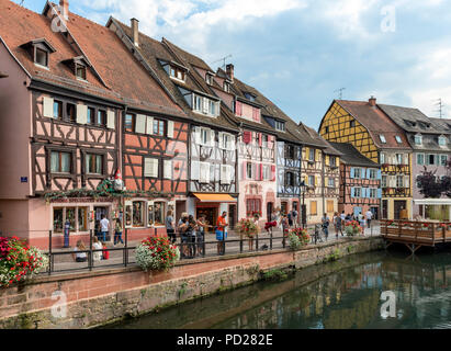 Pescivendolo distretto, Piccola Venezia (La Petite Venise), Colmar, Francia Foto Stock