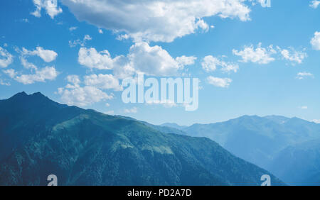 Kackar montagne con verde bosco landscapei n Rize,Turchia Foto Stock